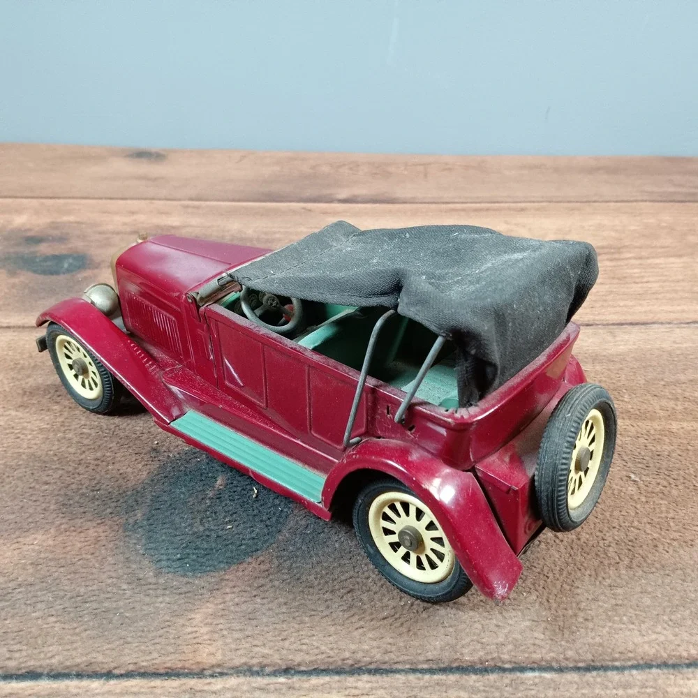 Vintage Tin Litho 1925 Touring Car Burgundy Convertible Toy S-1925 Plate